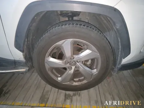 2020 Toyota RAV4 8