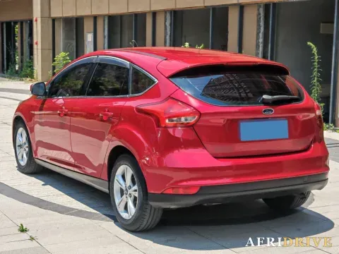 2017 Ford Focus 4