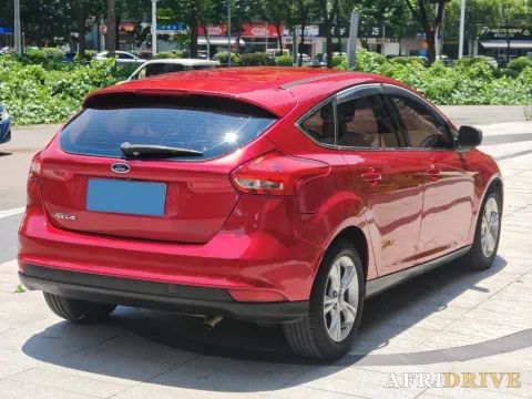 2017 Ford Focus 5