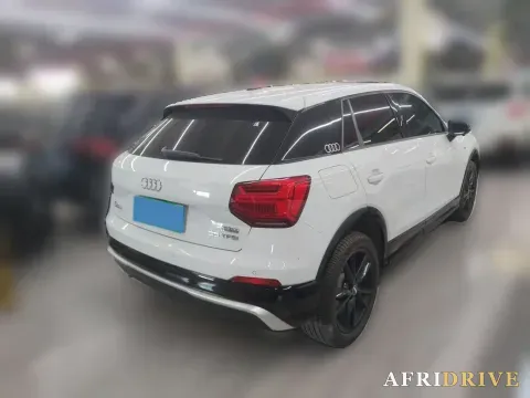 2021 Audi Q2L 6