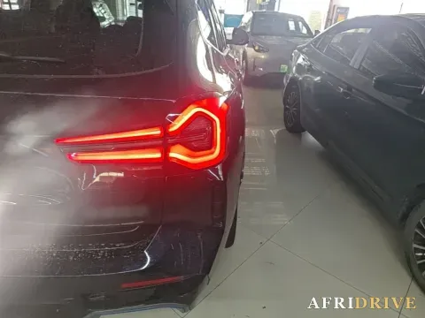 2022 BMW iX3 7