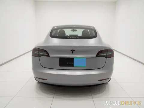 2020 Tesla Model 3 5