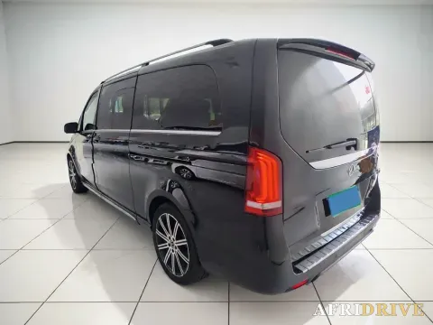 2022 Mercedes-Benz V Class 4