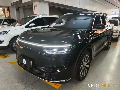 2025 AITO AITO M8