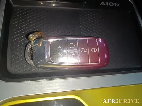 2022 Aion Y 8