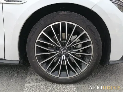 2021 BYD Han 8