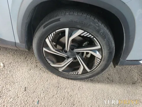 2023 Geely Azkarra 8