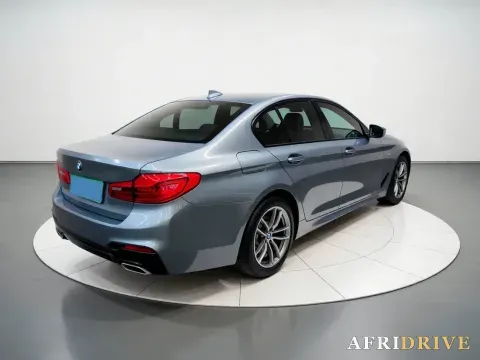 2018 BMW 5 Series 6
