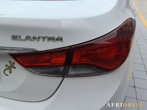 2016 Hyundai Elantra 7