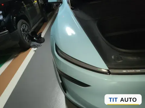 2026 Tesla Model Y 7