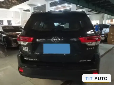 2018 Toyota Highlander 3