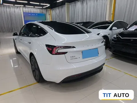 2025 Tesla Model 3 6