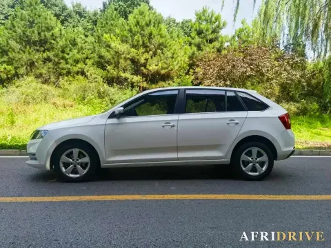 2019 Skoda Rapid Spaceback 2