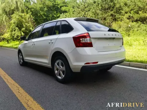 2019 Skoda Rapid Spaceback 4