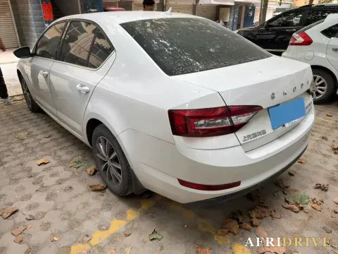 2021 Skoda Octavia 6