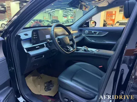 2025 Chery Tiggo 8 PRO 8