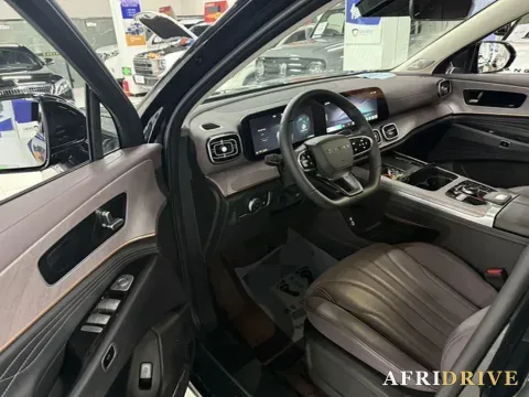 2025 Chery Tiggo9 C-DM 2