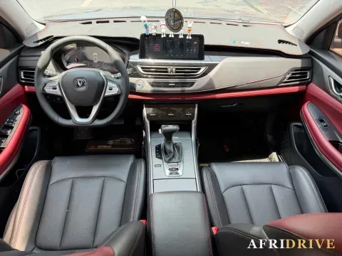 2022 ChangAn CS75 4