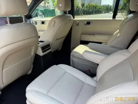 2022 Li L9 6