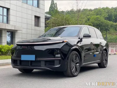 2023 Li L8