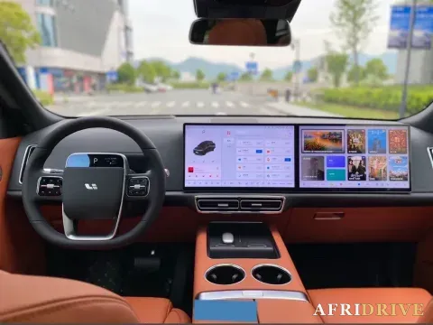 2023 Li L8 4