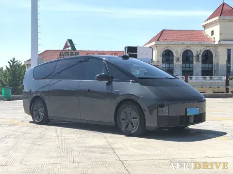 2024 Li MEGA 6