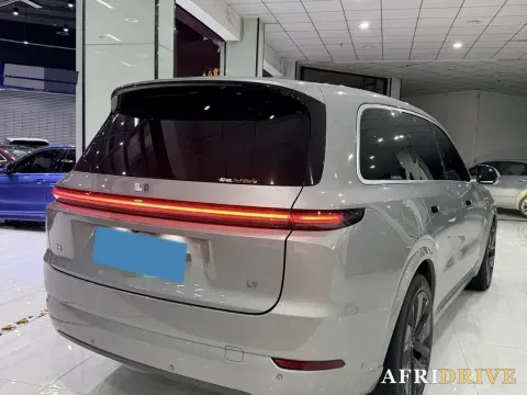 2022 Li L9 5