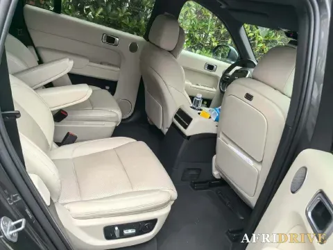 2022 Li L9 5