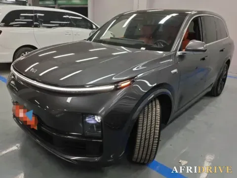 2023 Li L8
