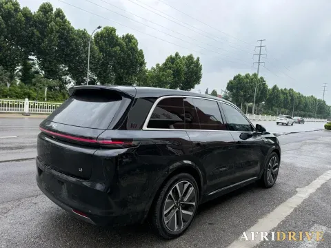 2024 Li L8 4