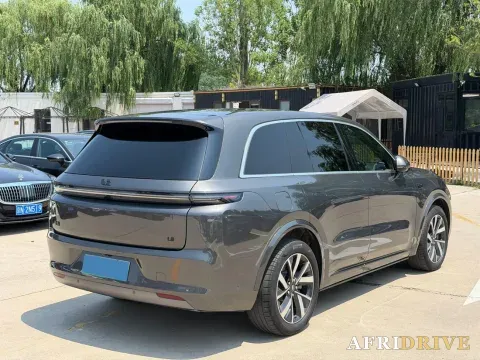 2023 Li L8 4