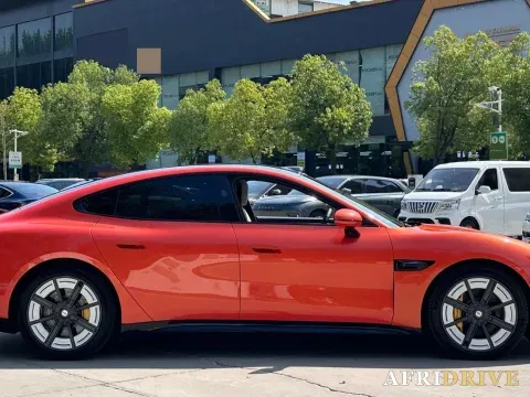 2024 MI SU7 6