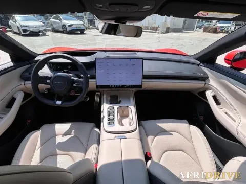 2024 MI SU7 8
