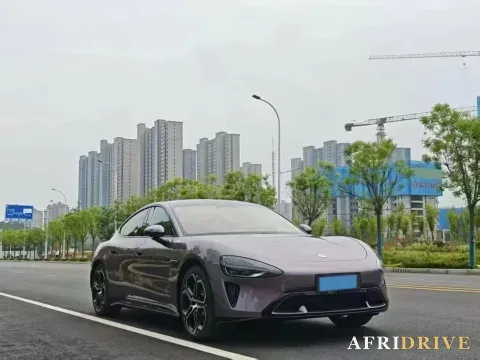 2024 MI SU7 3