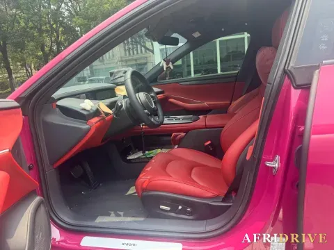 2024 MI SU7 3