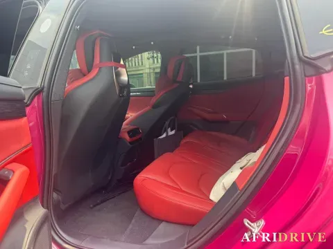 2024 MI SU7 4