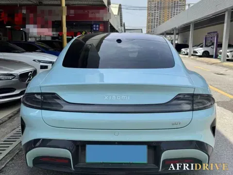 2024 MI SU7 3