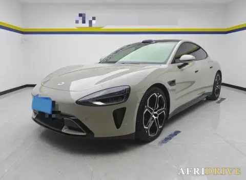 2024 MI SU7