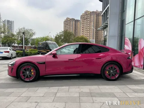 2024 MI SU7 2