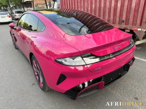 2024 MI SU7 5