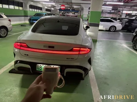 2024 MI SU7 4