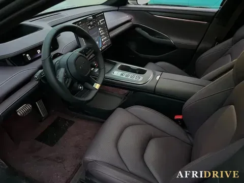 2024 MI SU7 6