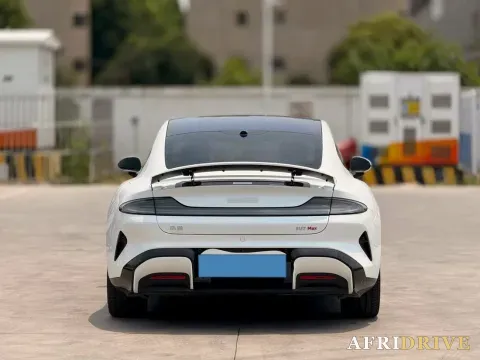 2024 MI SU7 6