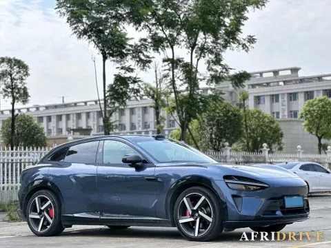 2025 MI YU7 3