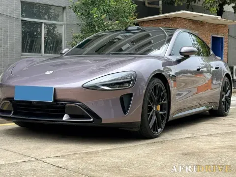 2024 MI SU7