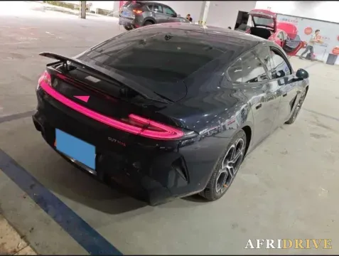 2024 MI SU7 5