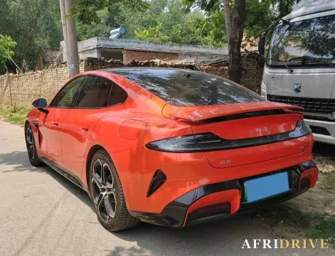 2024 MI SU7 3
