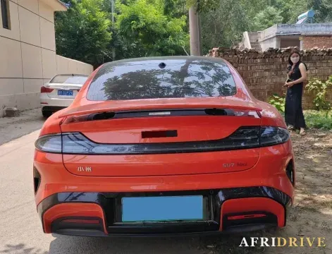 2024 MI SU7 6