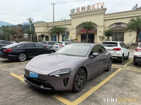 2024 MI SU7