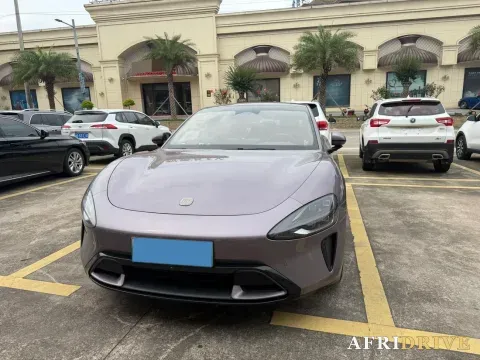 2024 MI SU7 2